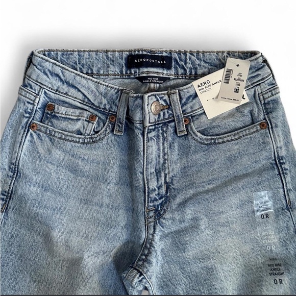 Aeropostale Light Blue Women's Ankle Jeans - Picture 2 of 3